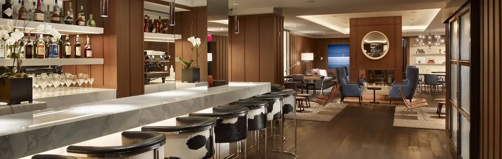 AKA Sutton Place a.lounge and bar with moder finishes