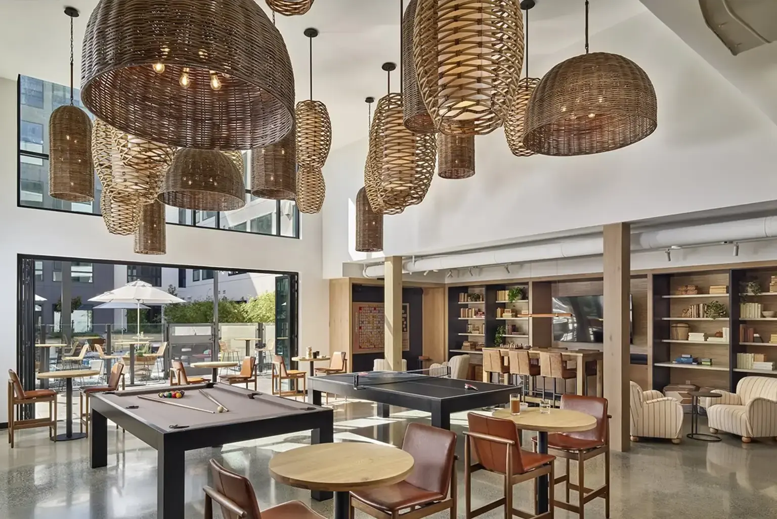 AVE Santa Clara Resident Lounge