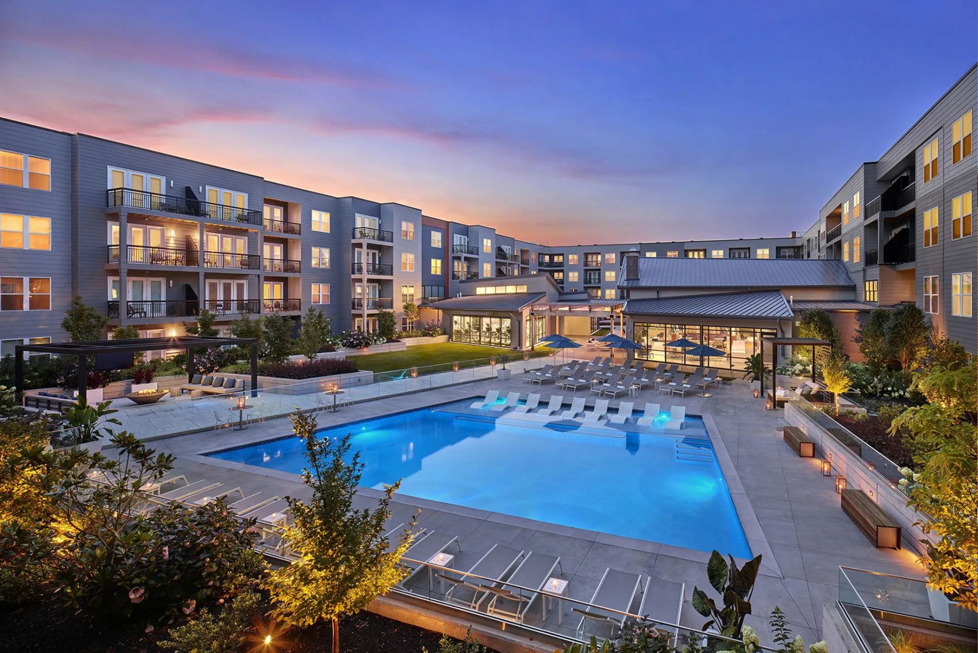 AVE amenities - pool with inner court shot from above